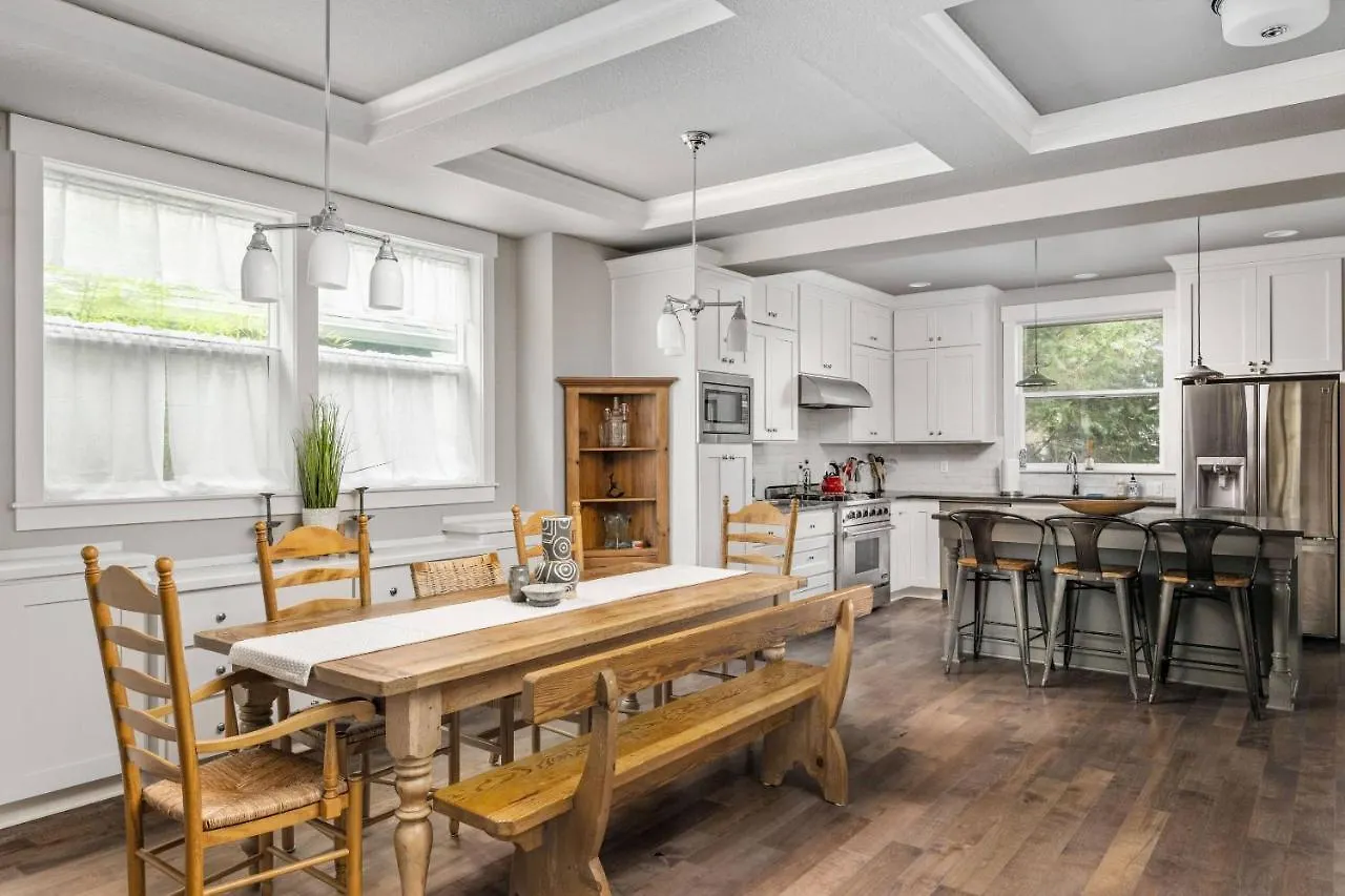 Holiday home Waverly Place Portland United States
