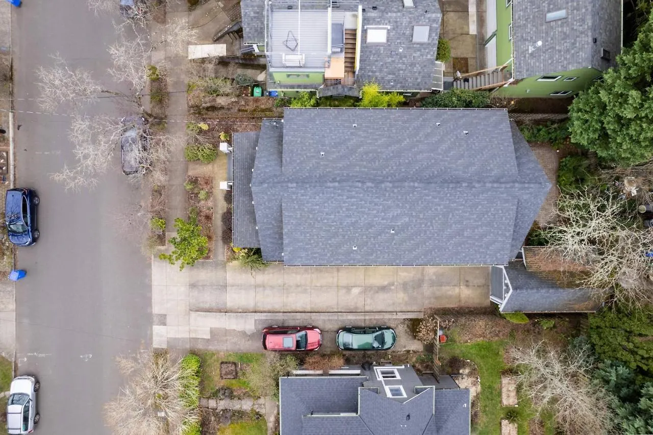 Waverly Place Portland 0*,